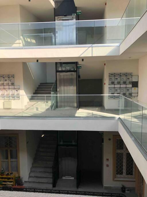 Luxury Cozy 2 Bdr Downtown Apt.6 بودابست المظهر الخارجي الصورة